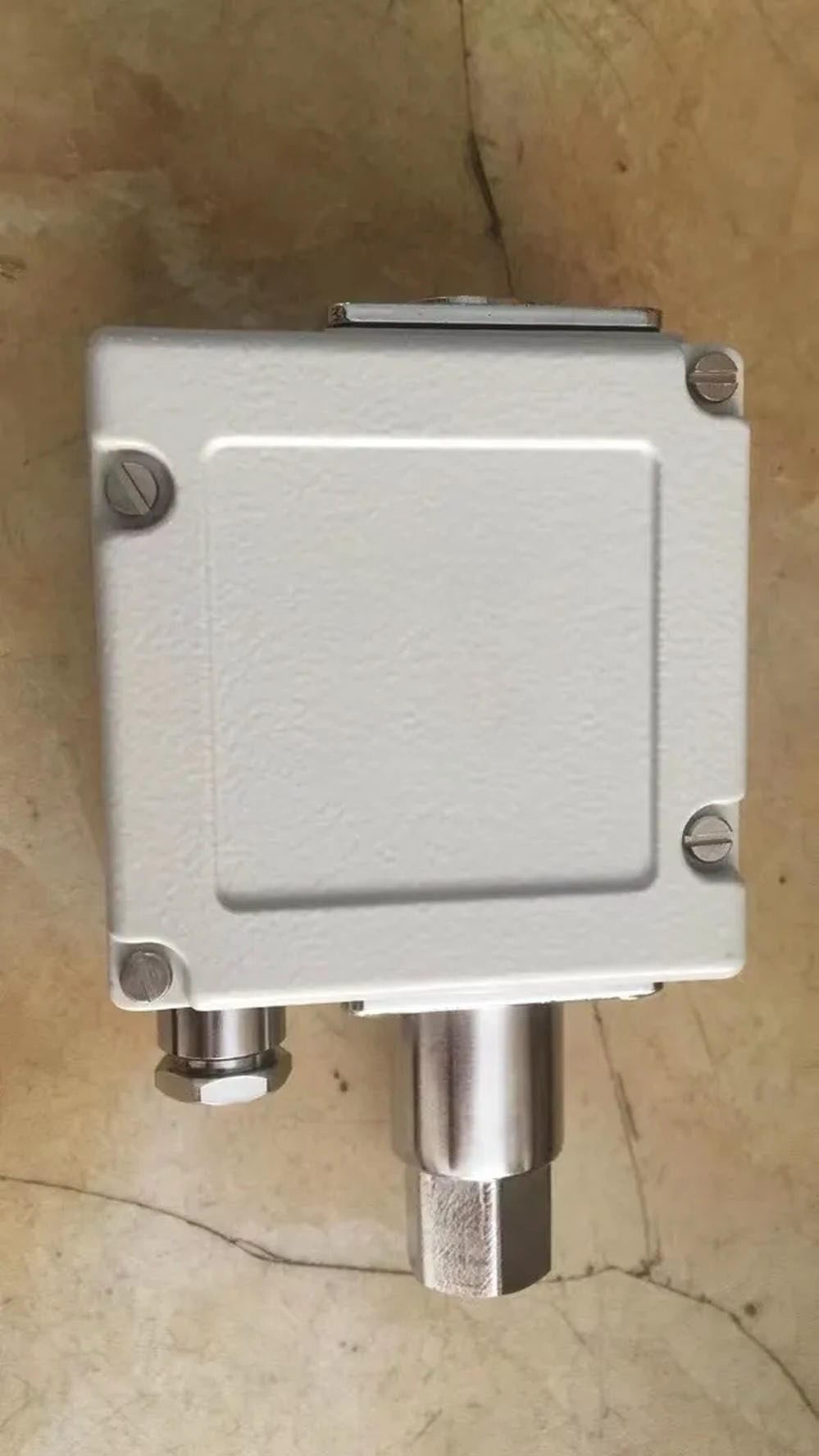 英格索兰IR42851154 TD压力开关